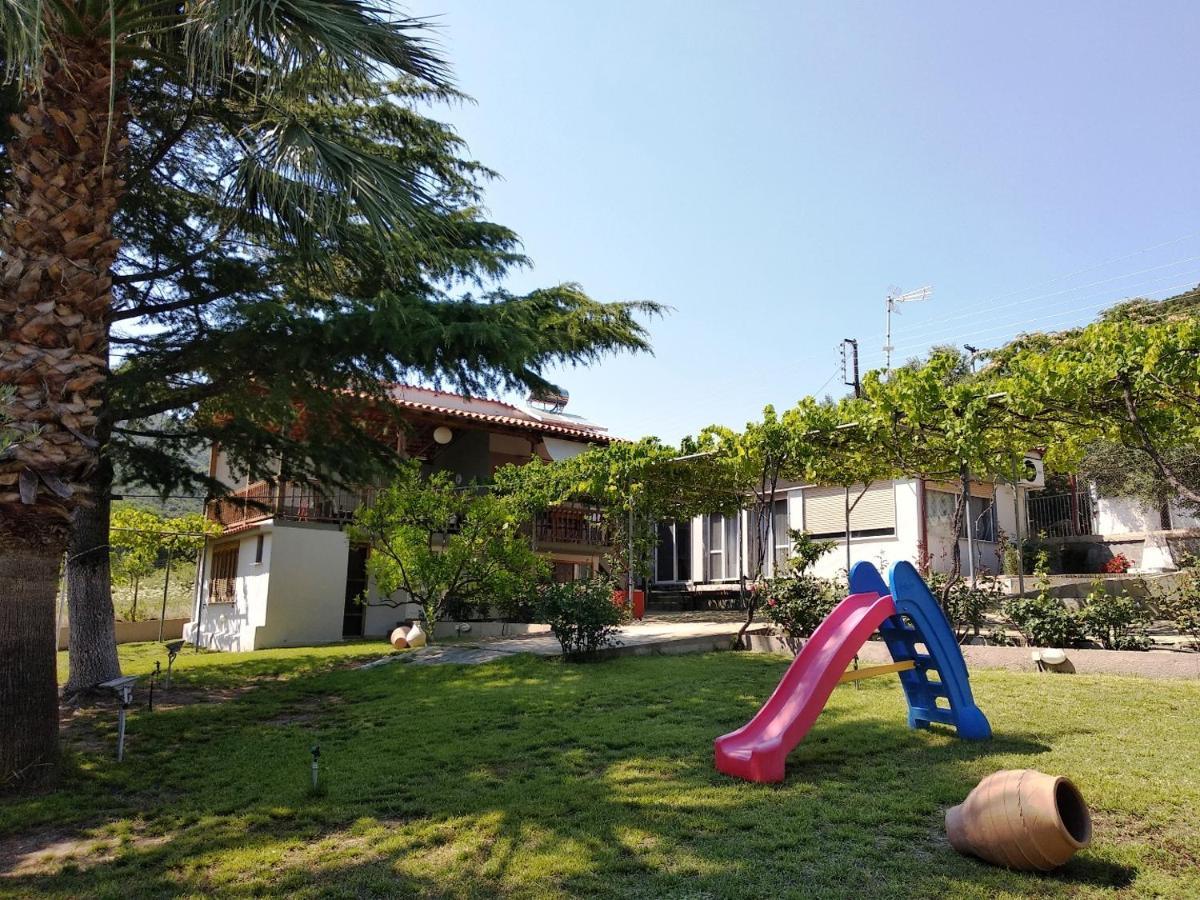 Green Leaves Nea Iraklitsa المظهر الخارجي الصورة
